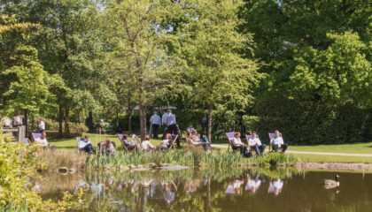 nature brings benefits to employees physical health and fitness and mental wellbeing